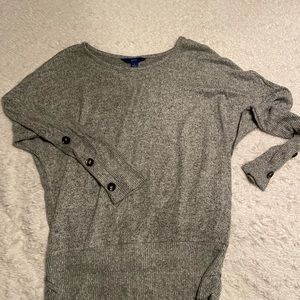 Small apt. 9 gray sweater
